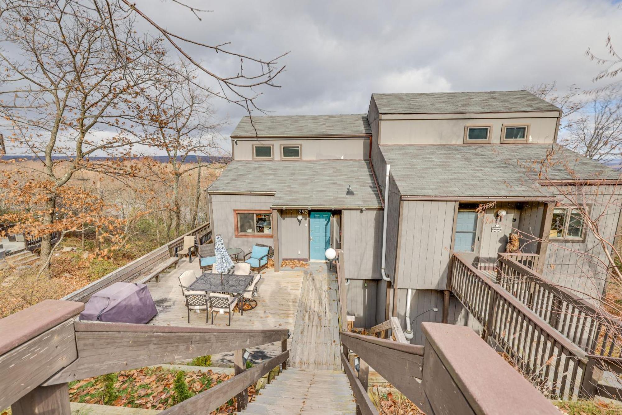 Cozy Modern Camelback House